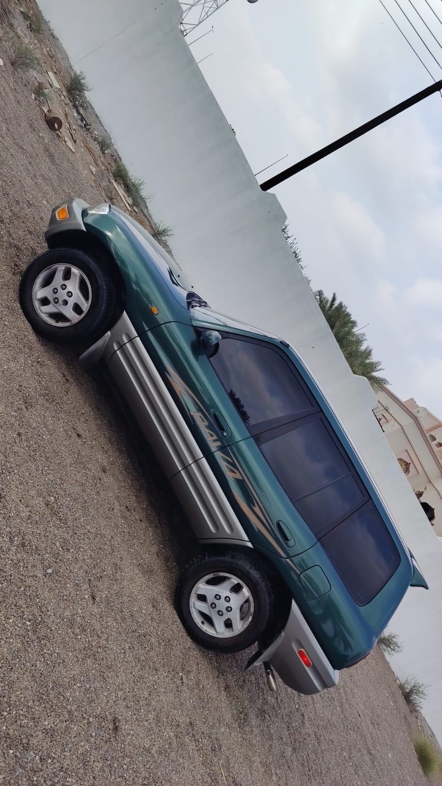 Car Image 1998 TOYOTA RAV4 