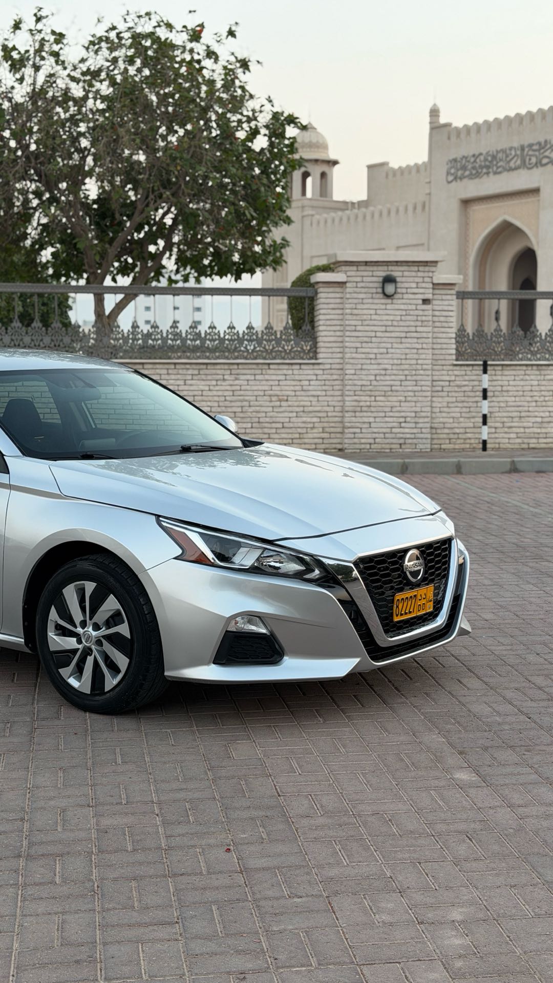 Car Image 2019 NISSAN ALTIMA SV