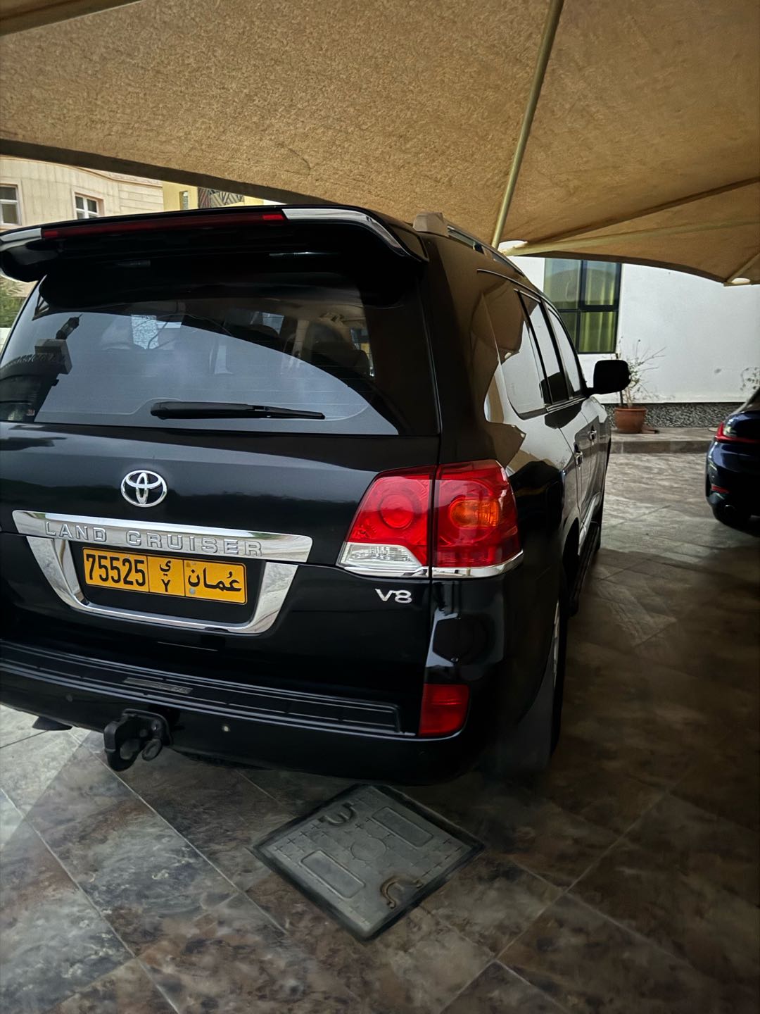 Car Image 2015 TOYOTA LAND CRUISER GX.R