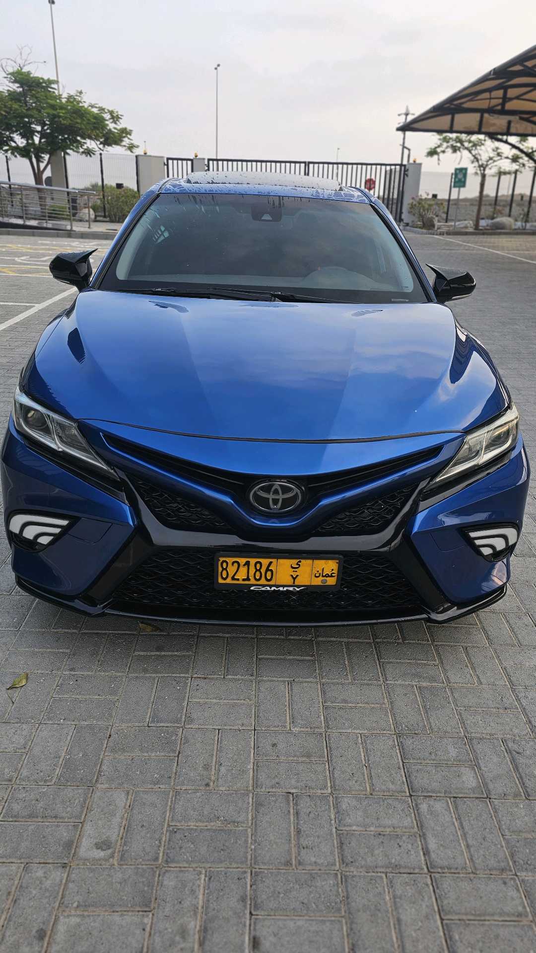 Car Image 2018 TOYOTA CAMRY SE