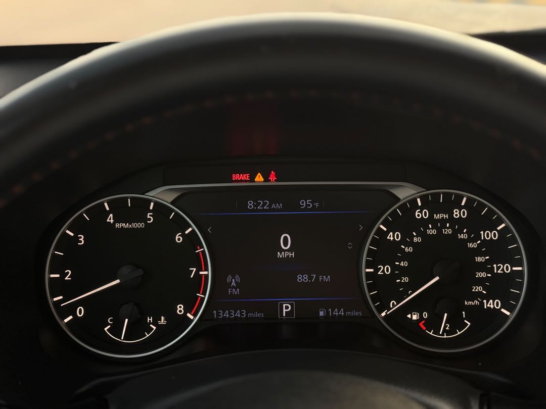 Car Image 2019 NISSAN ALTIMA SR