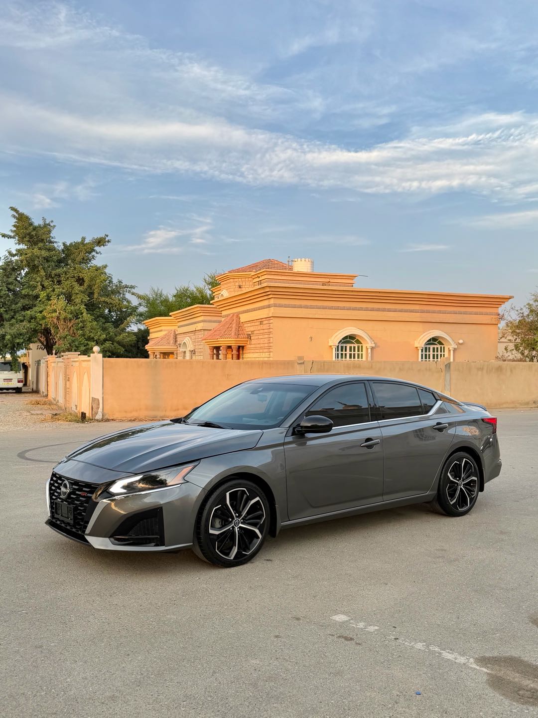 نيسان التيما SR 2023