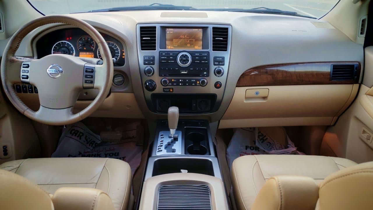 Car Image 2010 NISSAN ARMADA 