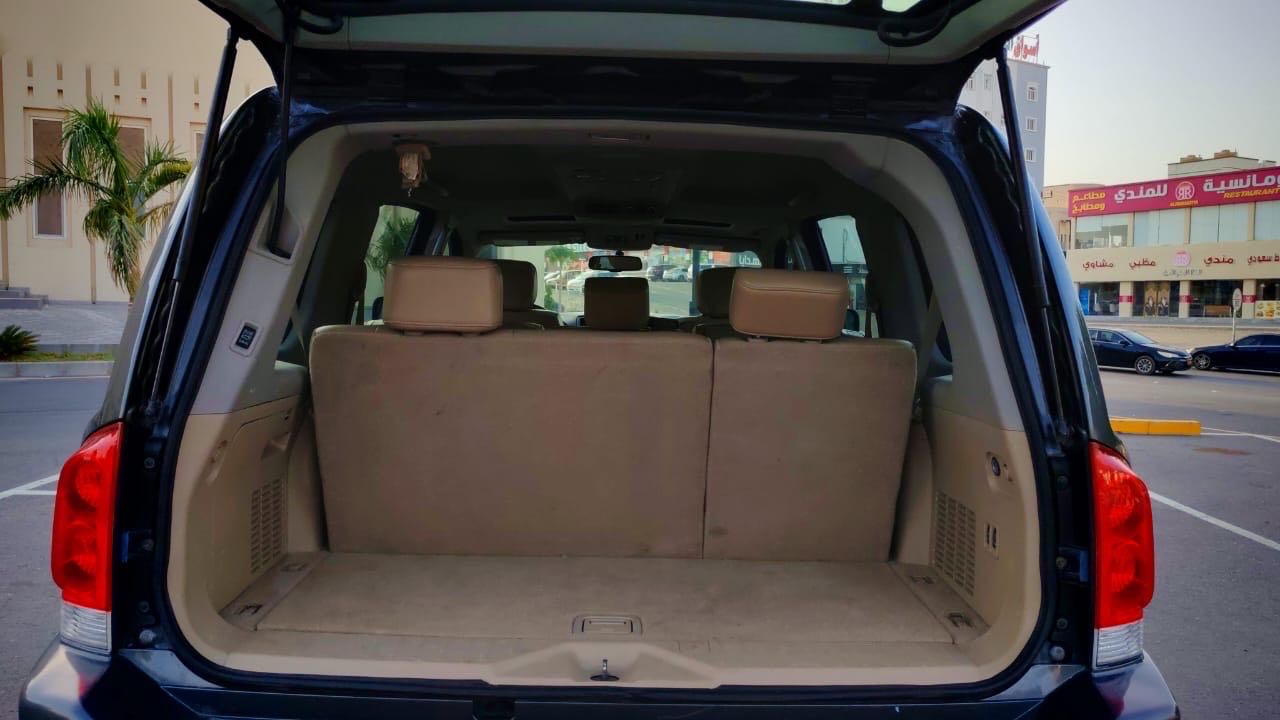 Car Image 2010 NISSAN ARMADA 