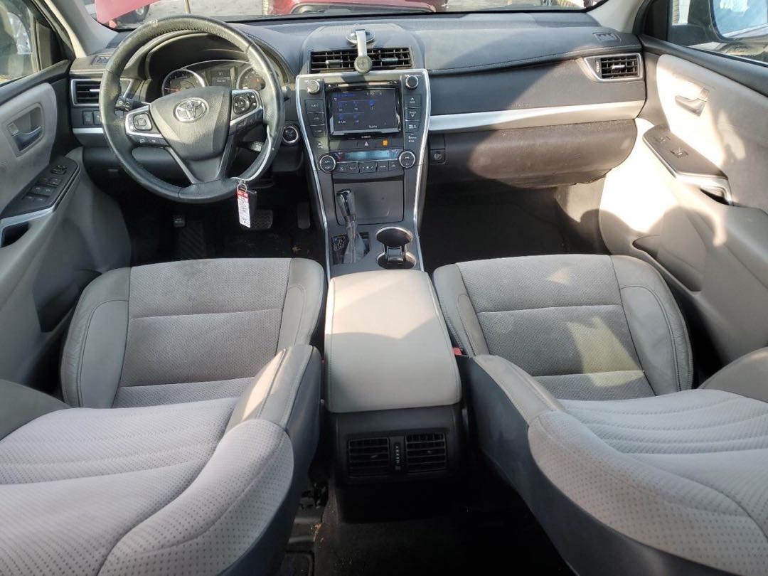Car Image 2017 TOYOTA CAMRY