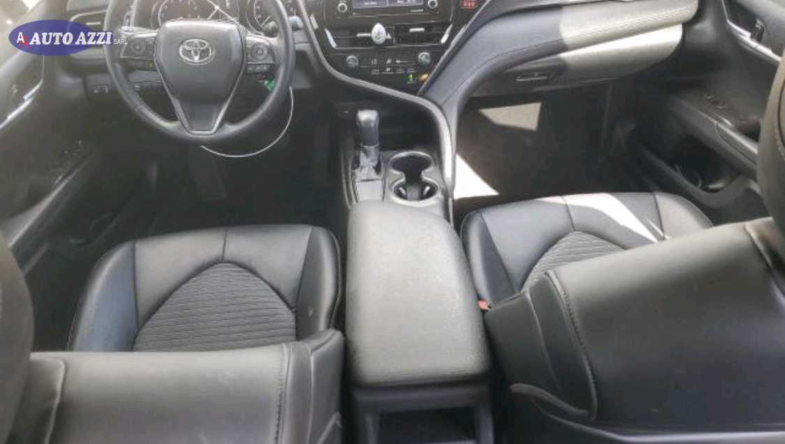 Car Image 2021 TOYOTA CAMRY