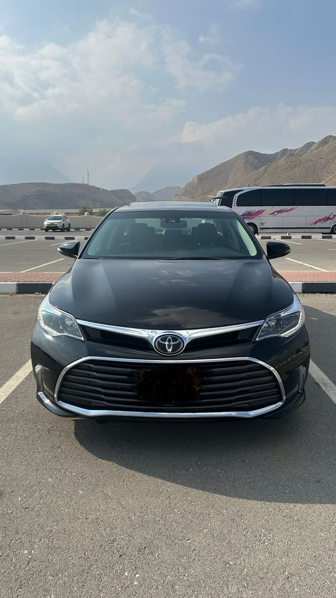 Car Image 2018 TOYOTA AVALON LIMITED