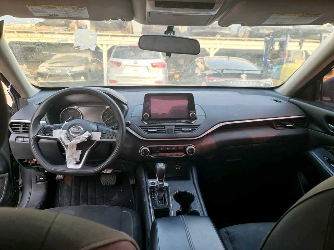 Car Image 2020 NISSAN ALTIMA