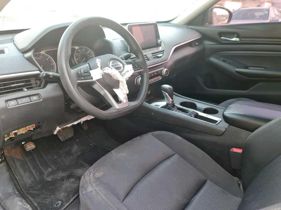 Car Image 2020 NISSAN ALTIMA