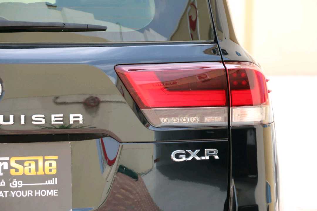 Car Image 2024 TOYOTA LAND CRUISER 