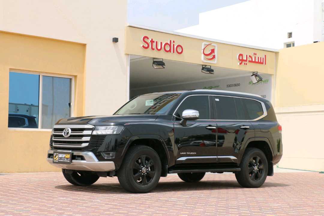 Car Image 2024 TOYOTA LAND CRUISER 
