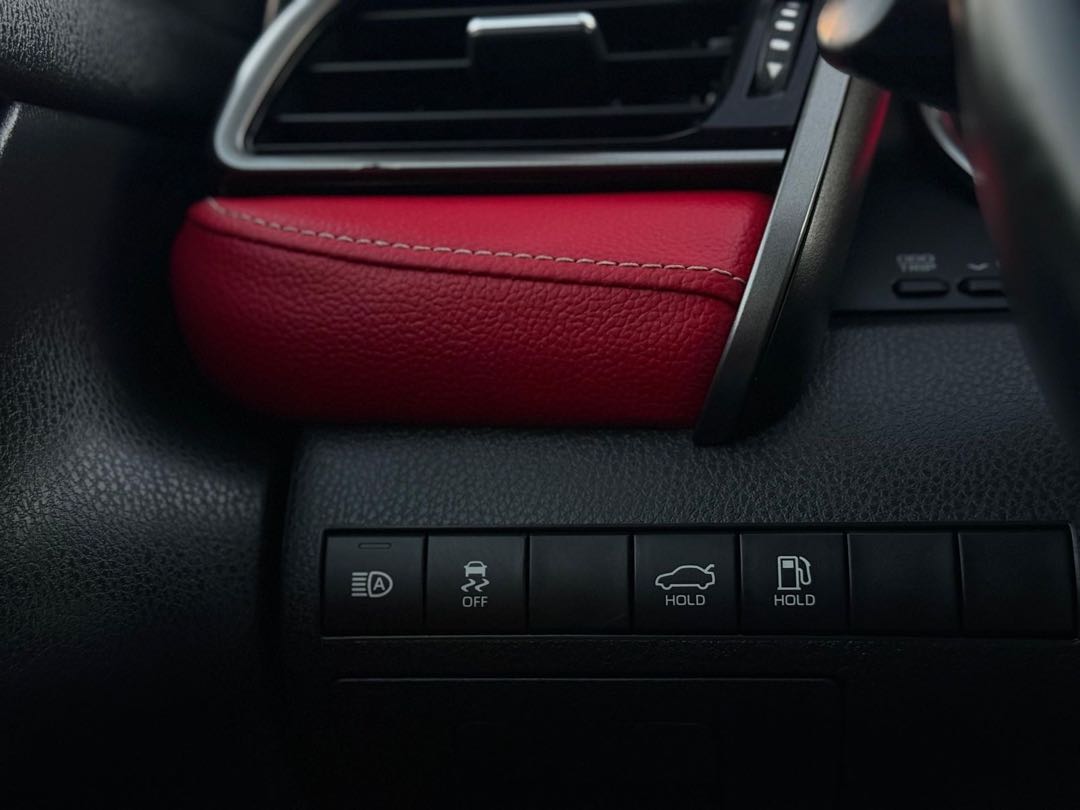 Car Image 2020 TOYOTA CAMRY XSE