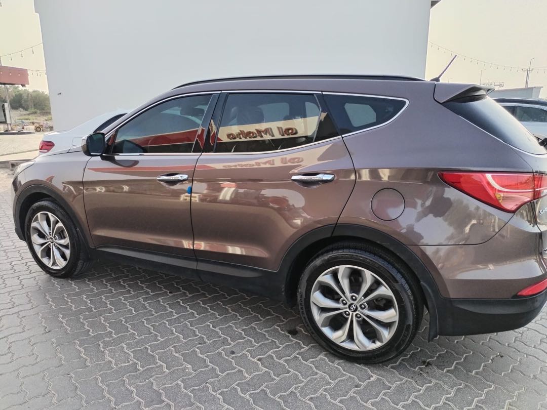 Car Image 2014 HYUNDAI SANTA FE 