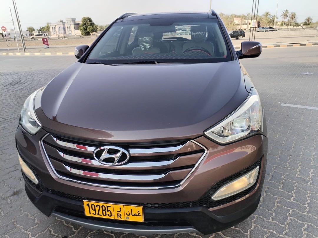 Car Image 2014 HYUNDAI SANTA FE 