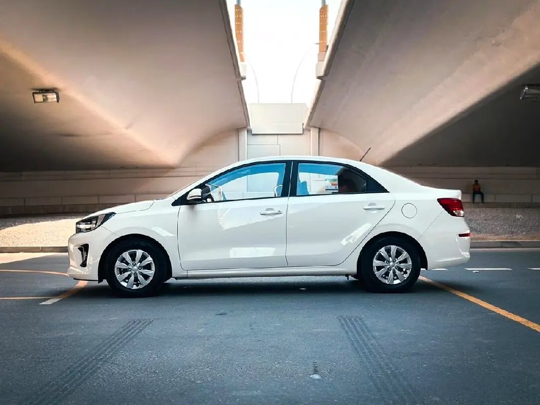 KIA PEGAS 2025