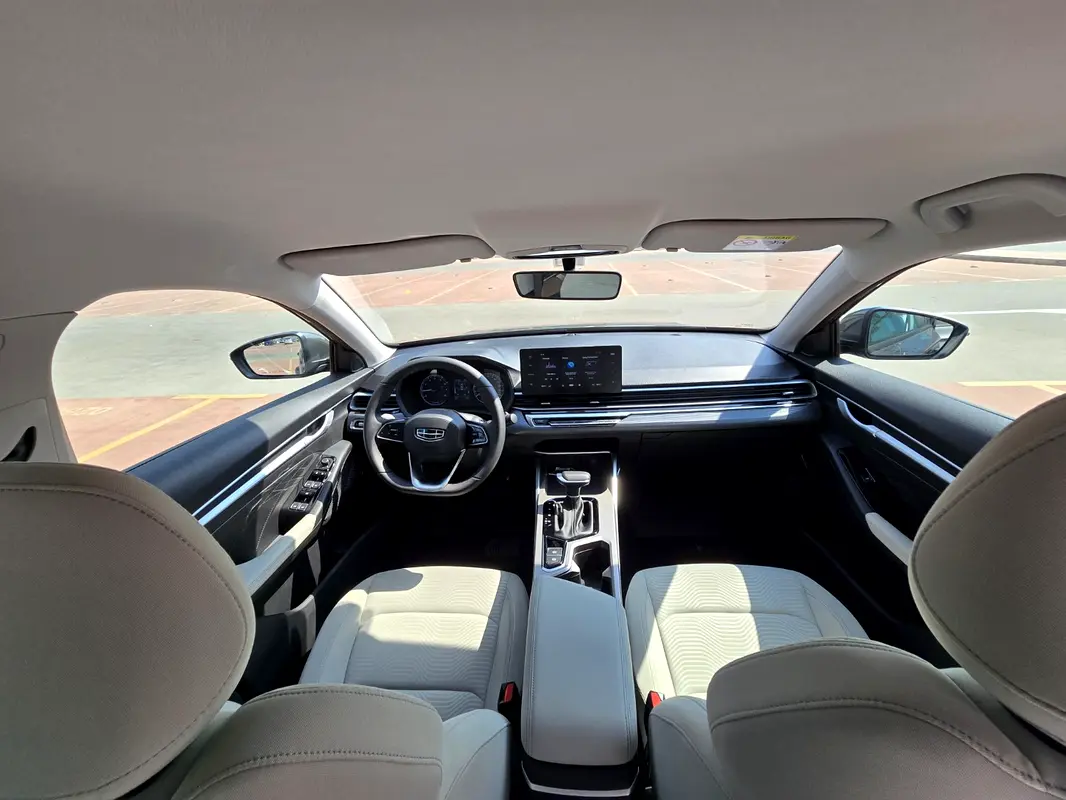 GEELY EMGRAND 7 2026