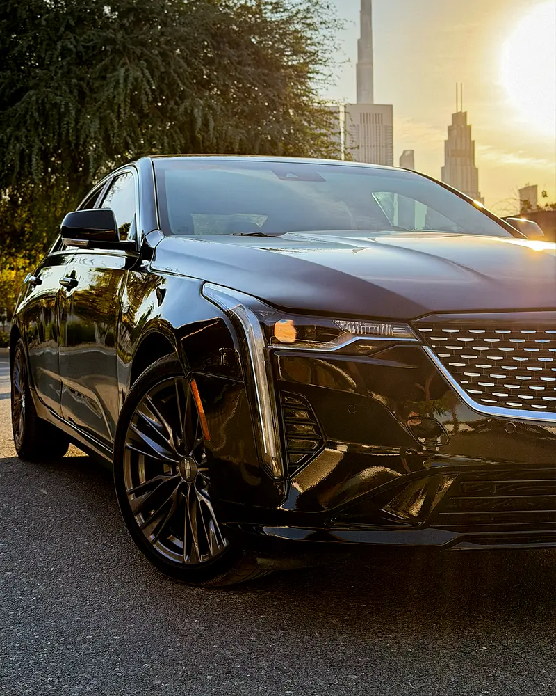 CADILLAC CT4 2023