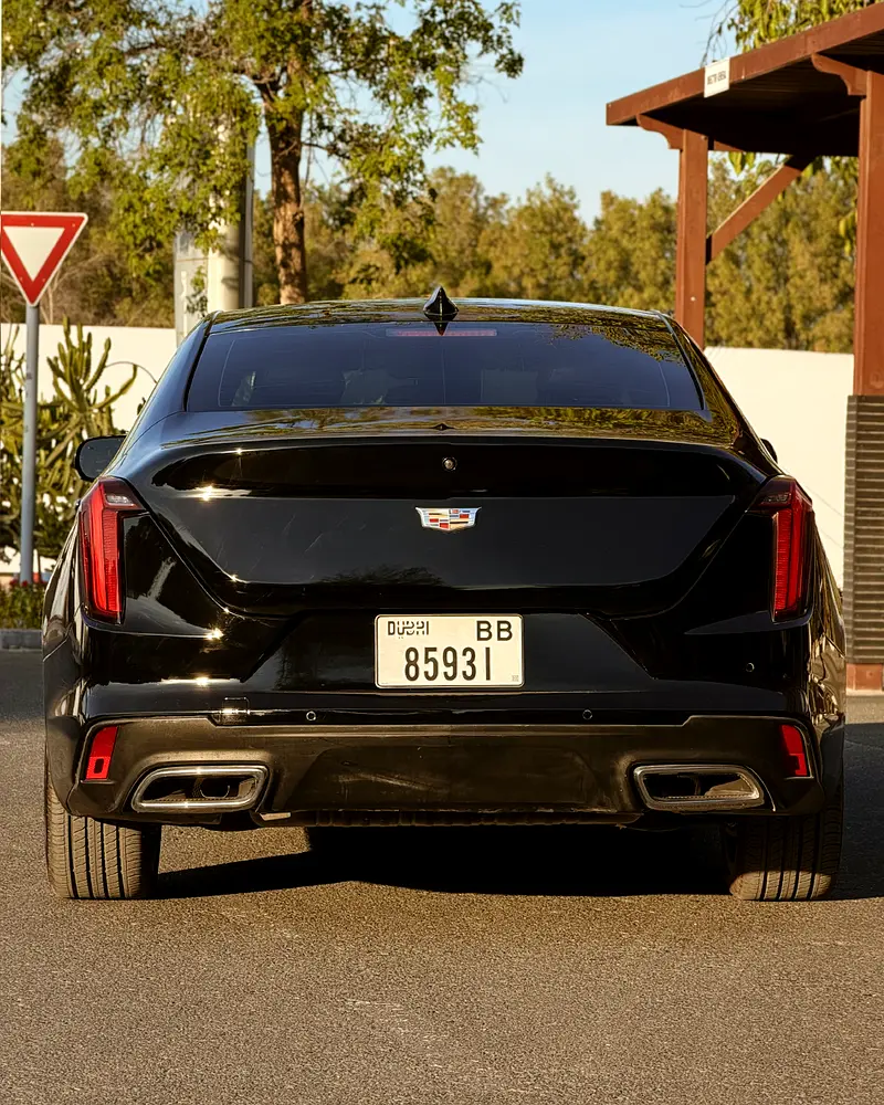 CADILLAC CT4 2023