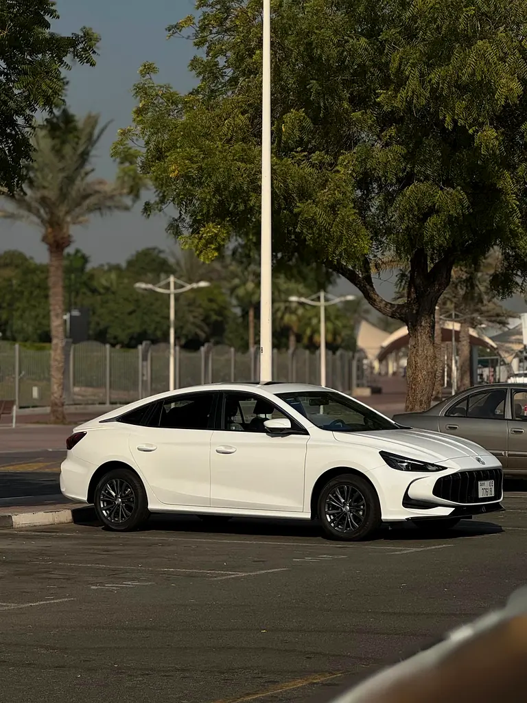 أم جي GT 2025