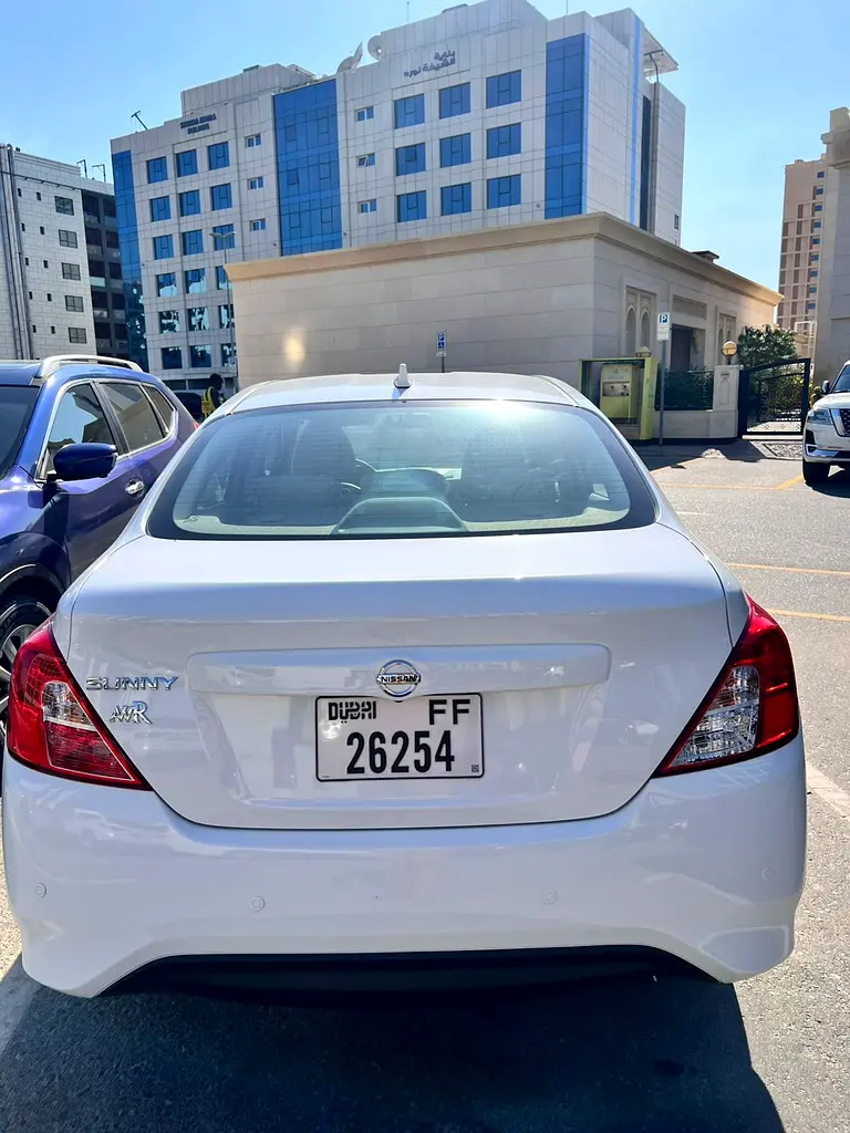 NISSAN SUNNY 2025