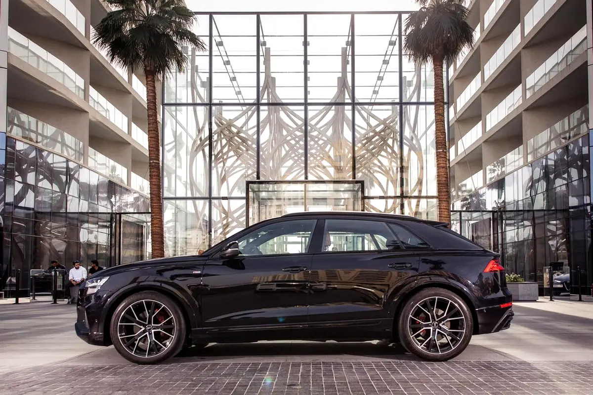 AUDI Q8 2022
