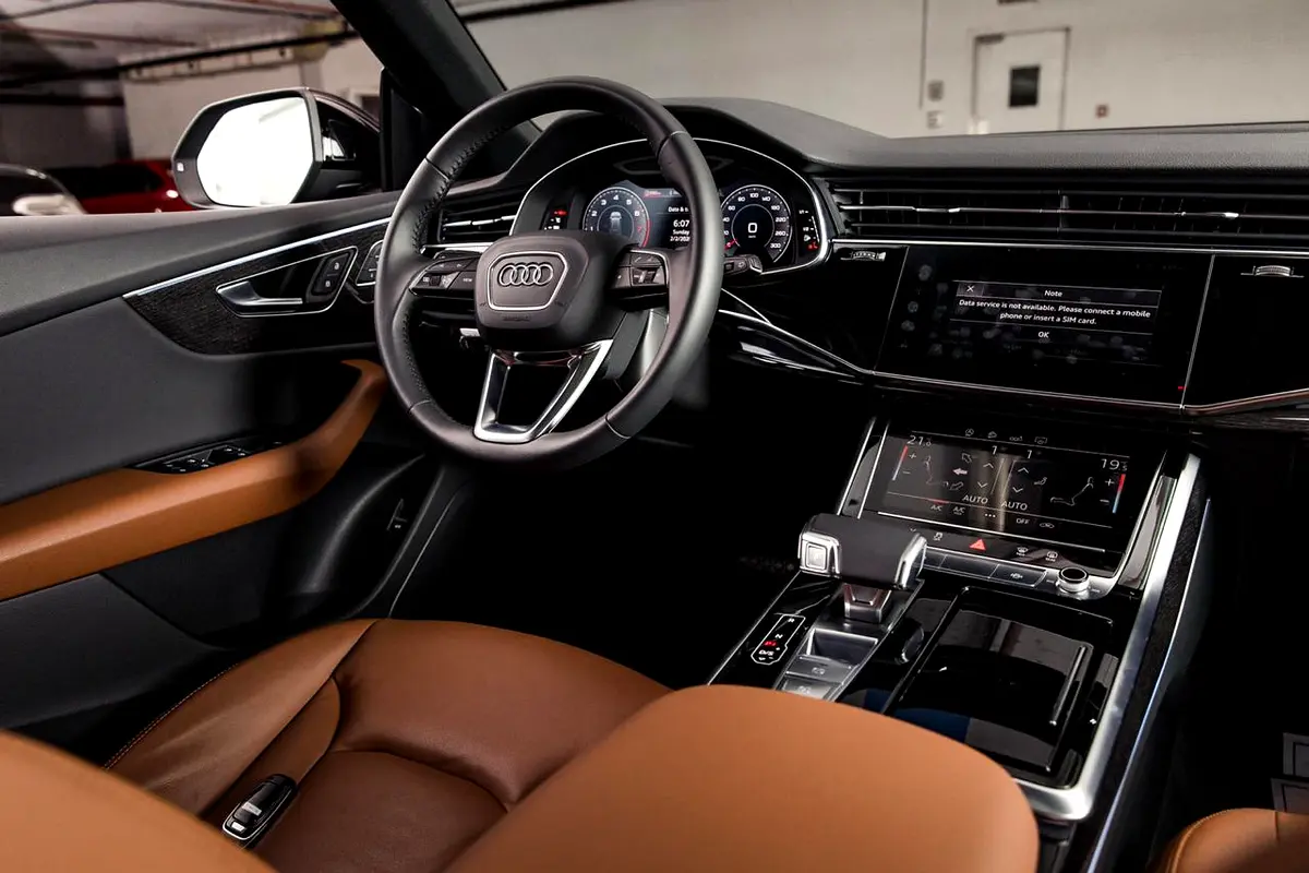 AUDI Q8 2022