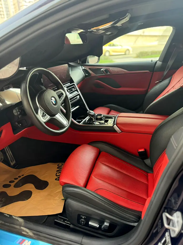 BMW 8 SERIES 2023