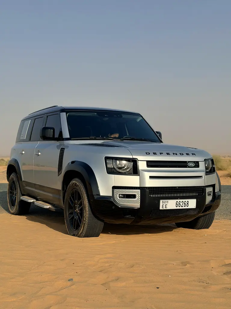 LAND ROVER DEFENDER 2024