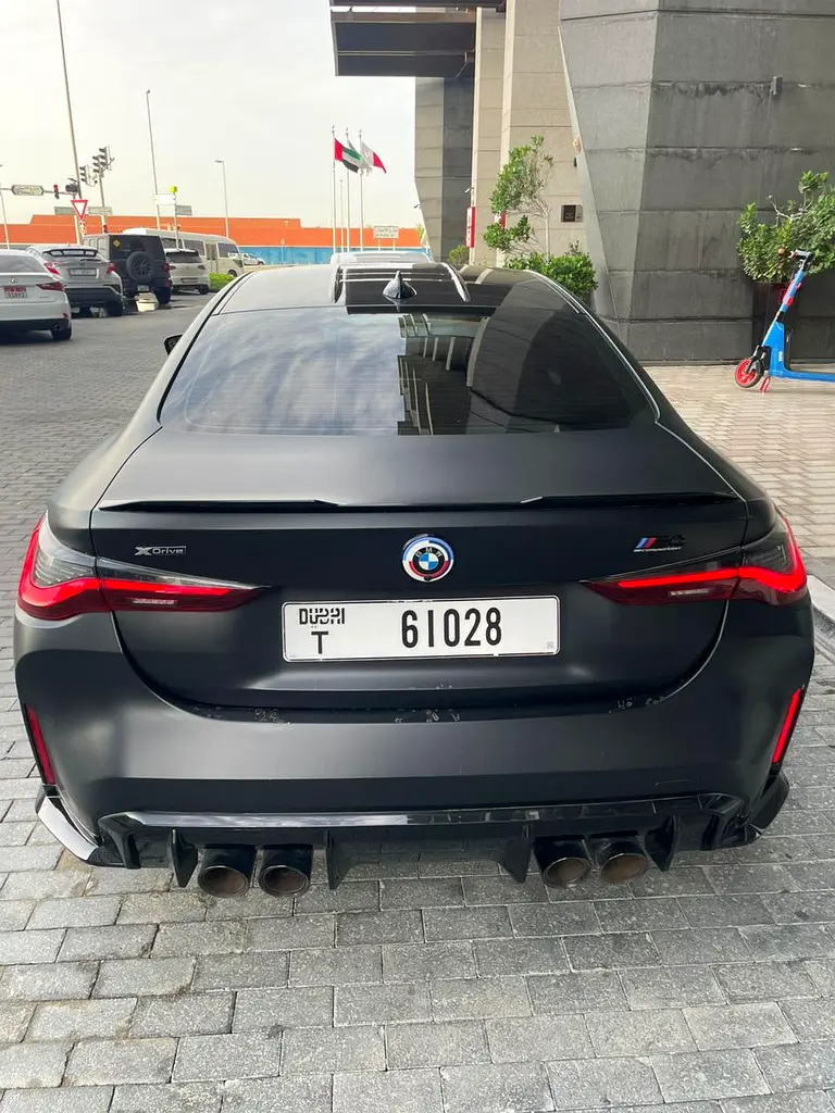بي أم دبليو M4 2024