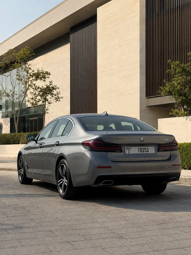BMW 5 SERIES 2023