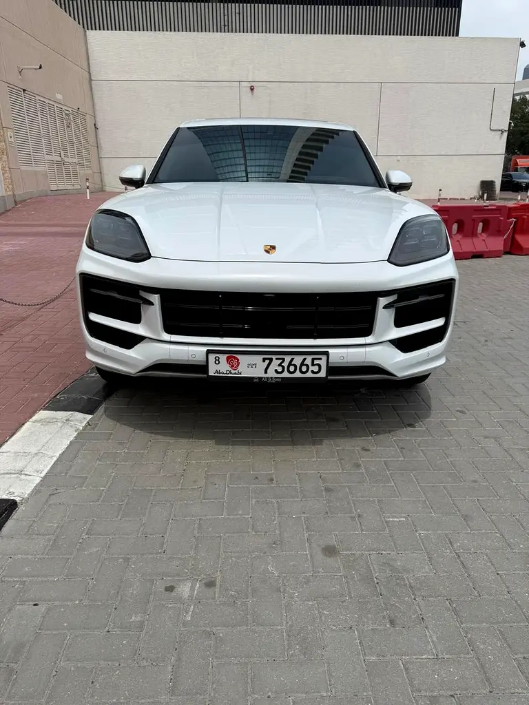 PORSCHE CAYENNE 2025