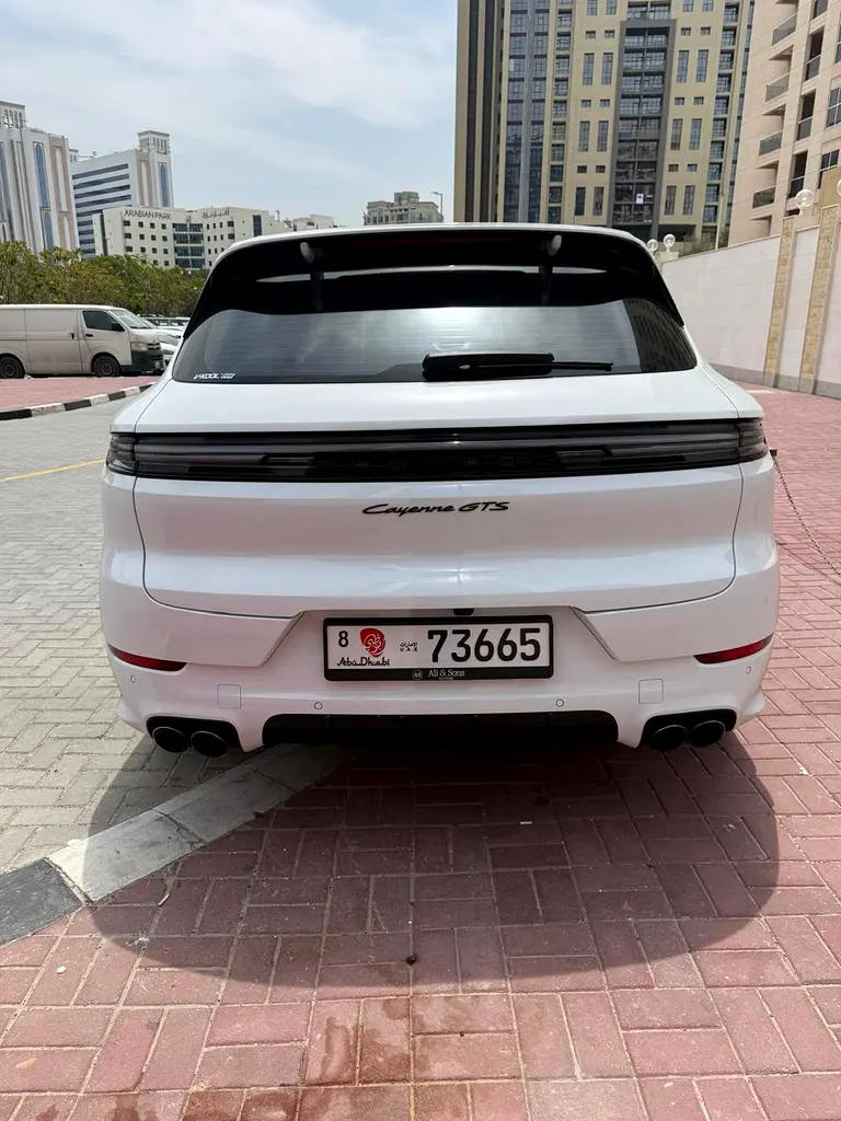 PORSCHE CAYENNE 2025