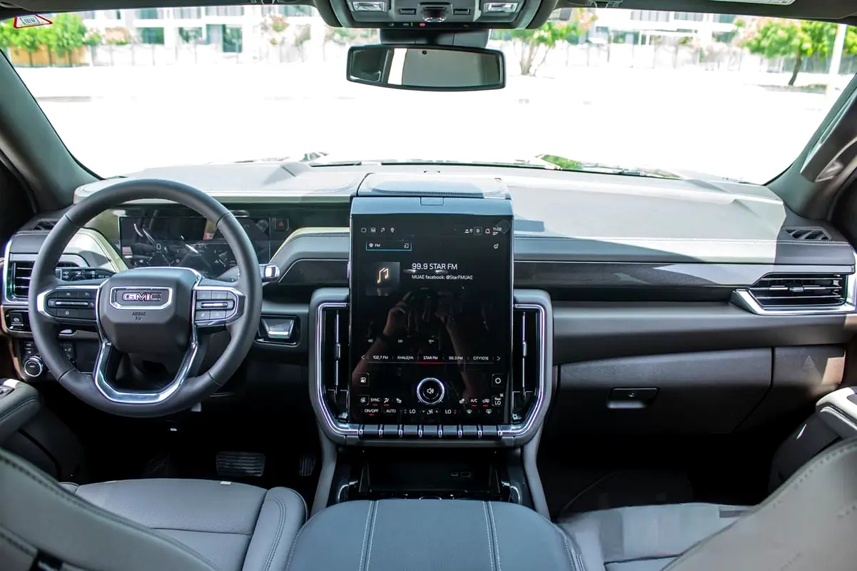 GMC YUKON 2025