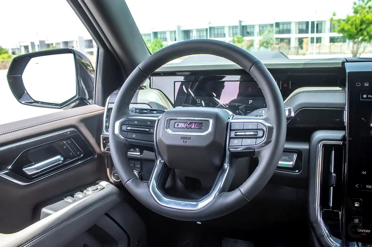 GMC YUKON 2025