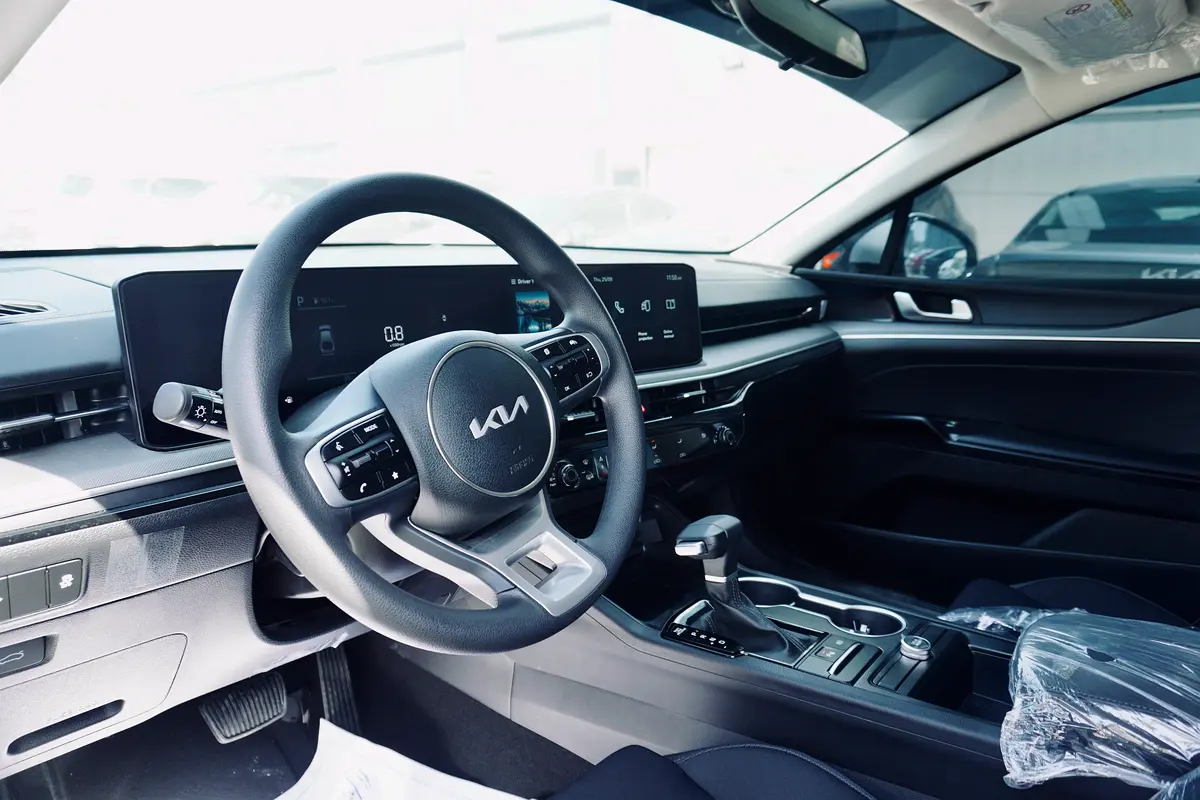 KIA K5 2026