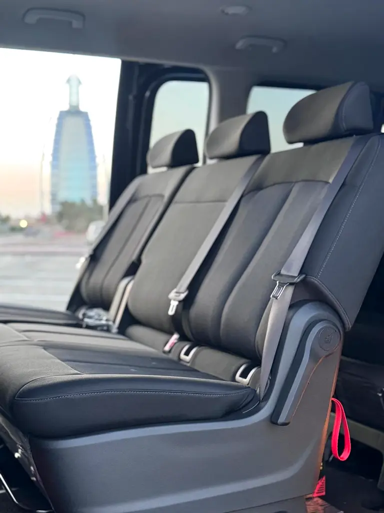 HYUNDAI STARIA 2025