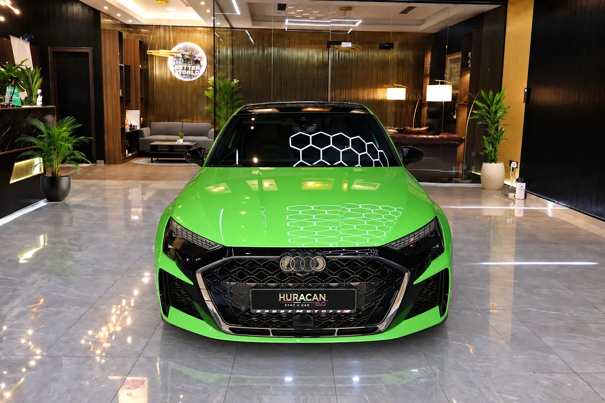 AUDI RS 3 2025