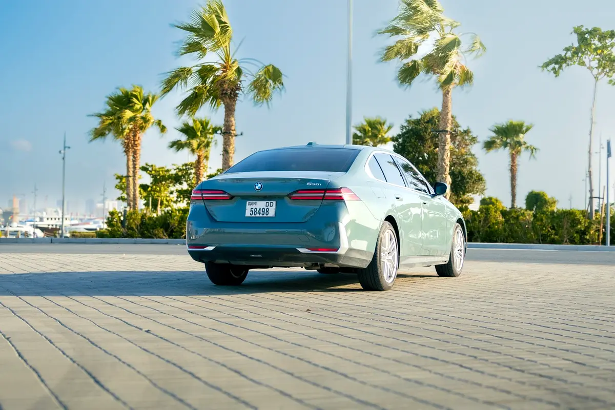 بي أم دبليو 5 SERIES 2024