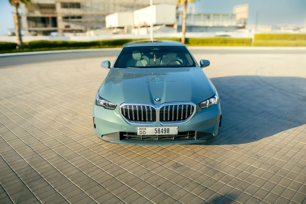 بي أم دبليو 5 SERIES 2024