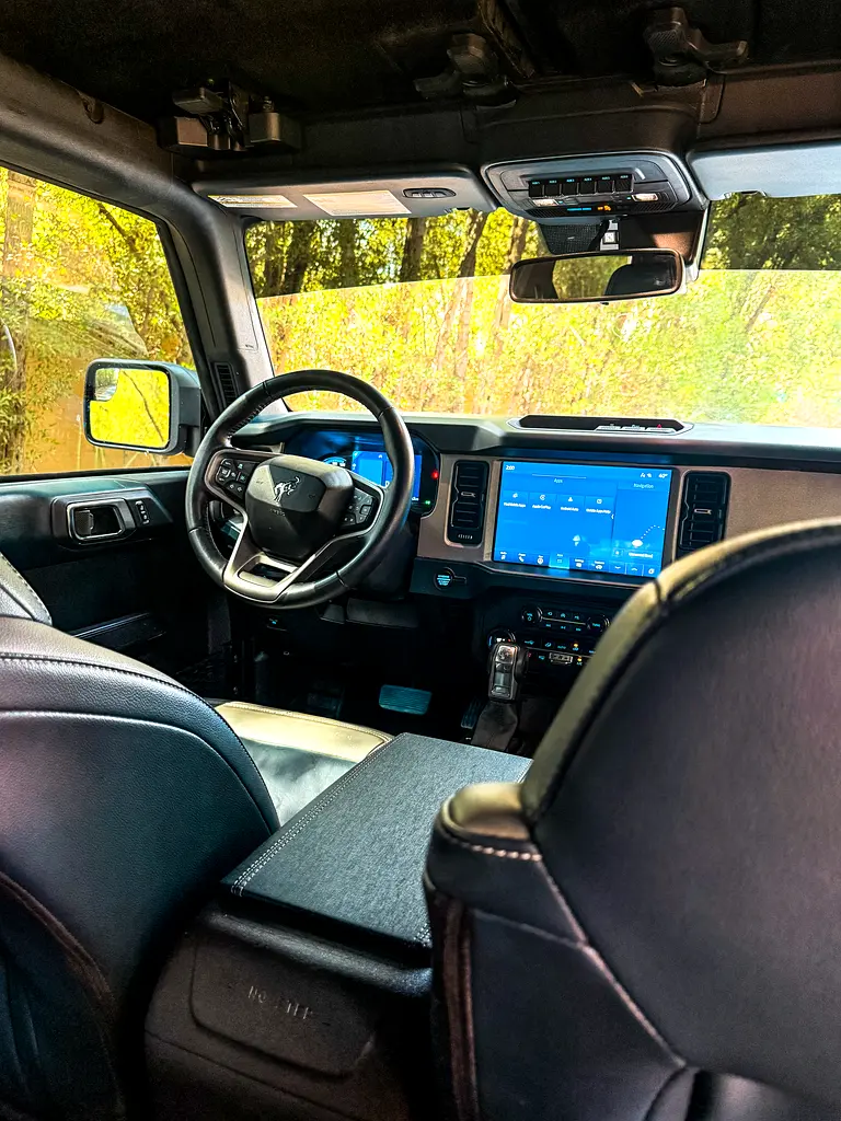 FORD BRONCO 2024