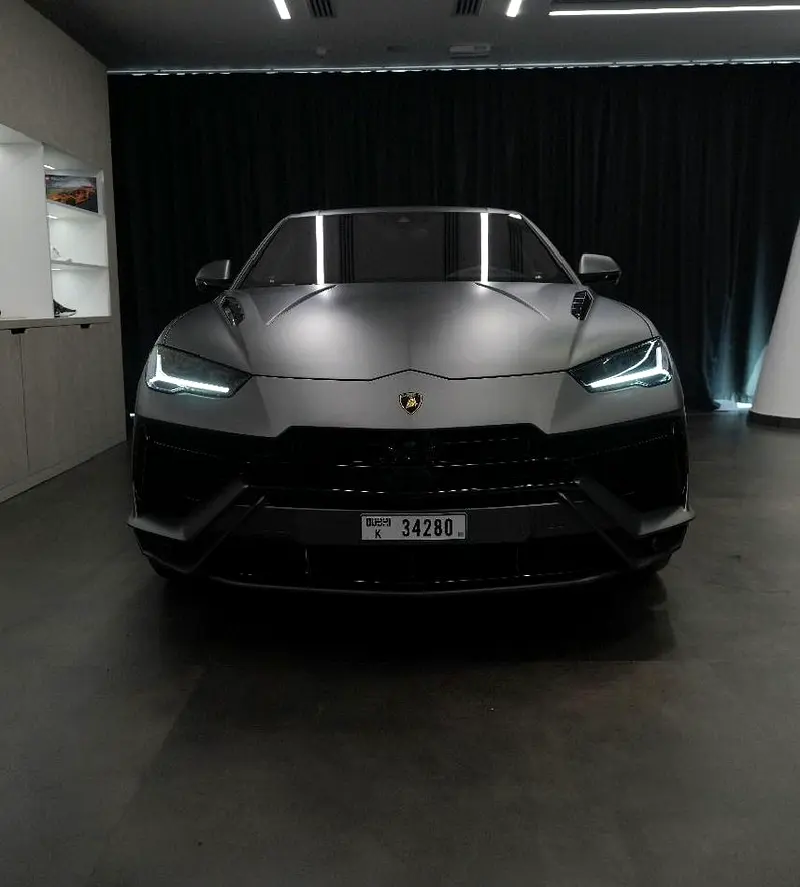 LAMBORGHINI URUS 2024