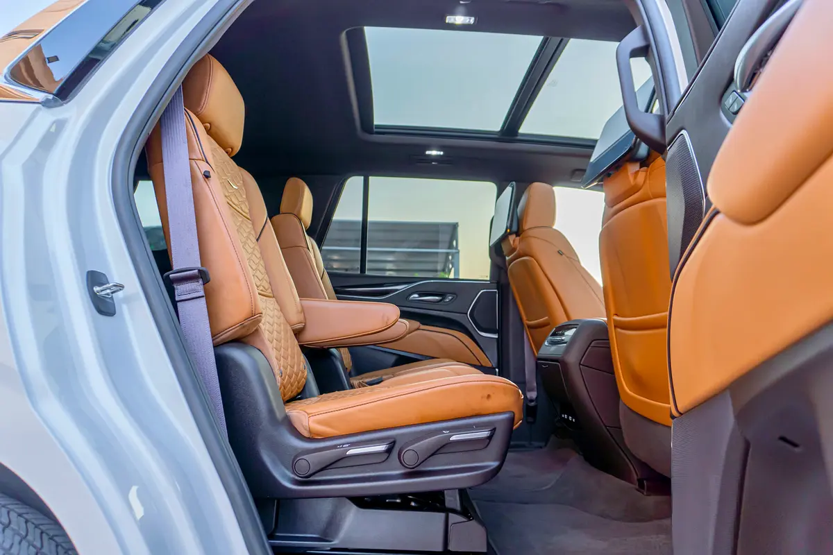 CADILLAC ESCALADE 2024