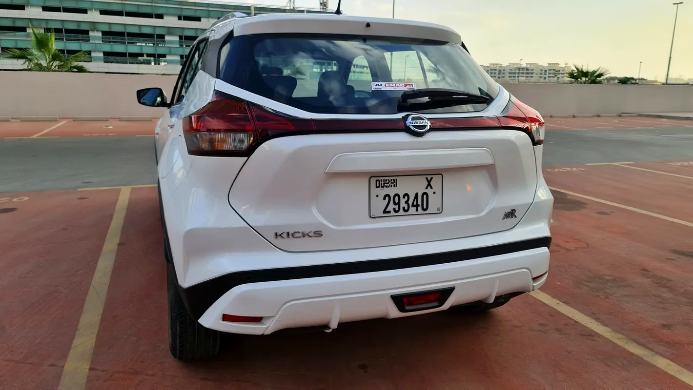 NISSAN KICKS 2022