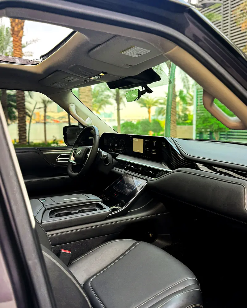 انفينتي QX80 2025