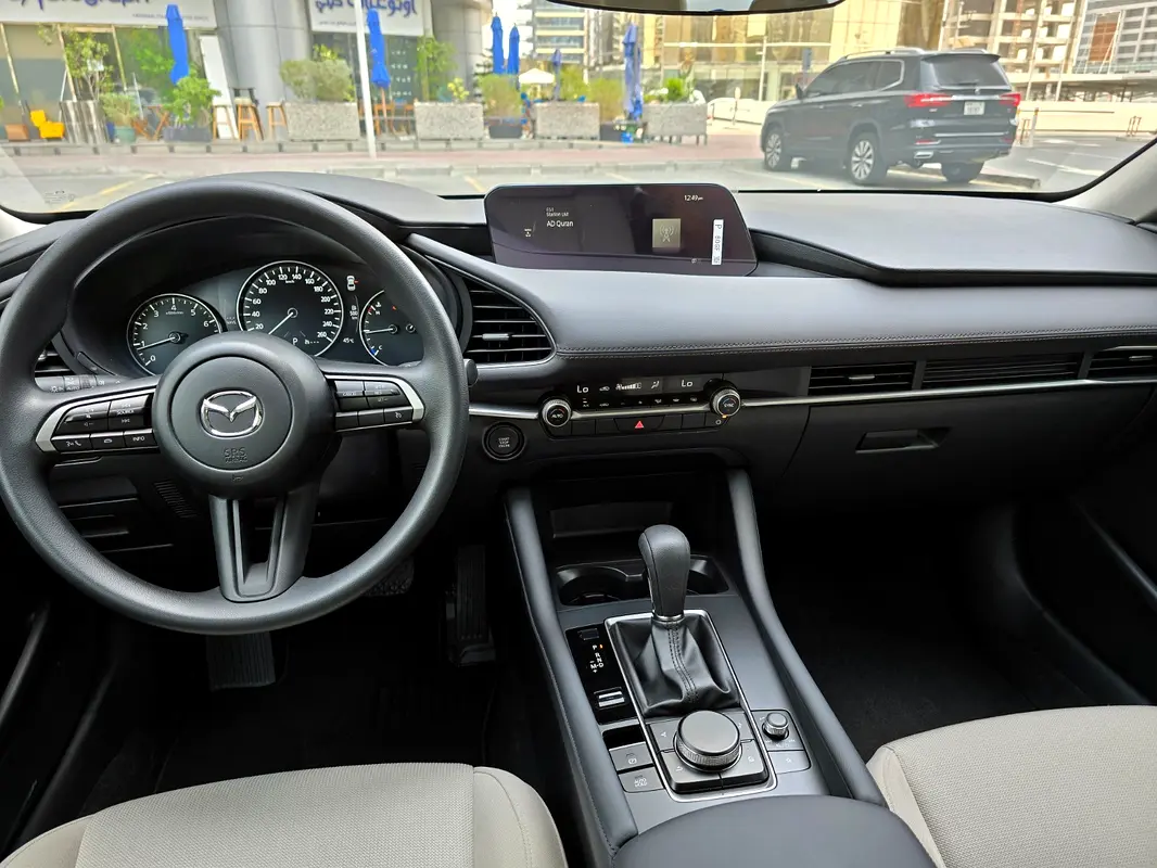 MAZDA 3 2025