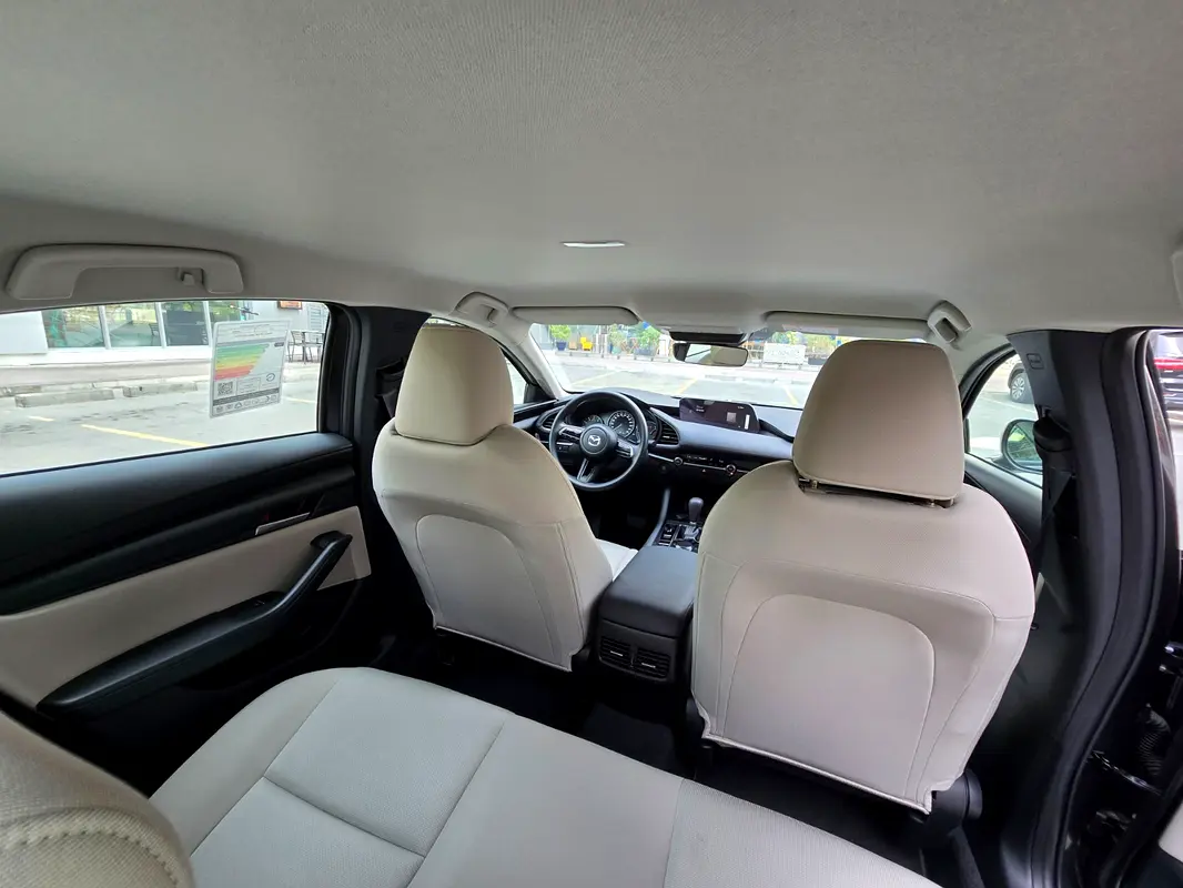MAZDA 3 2025