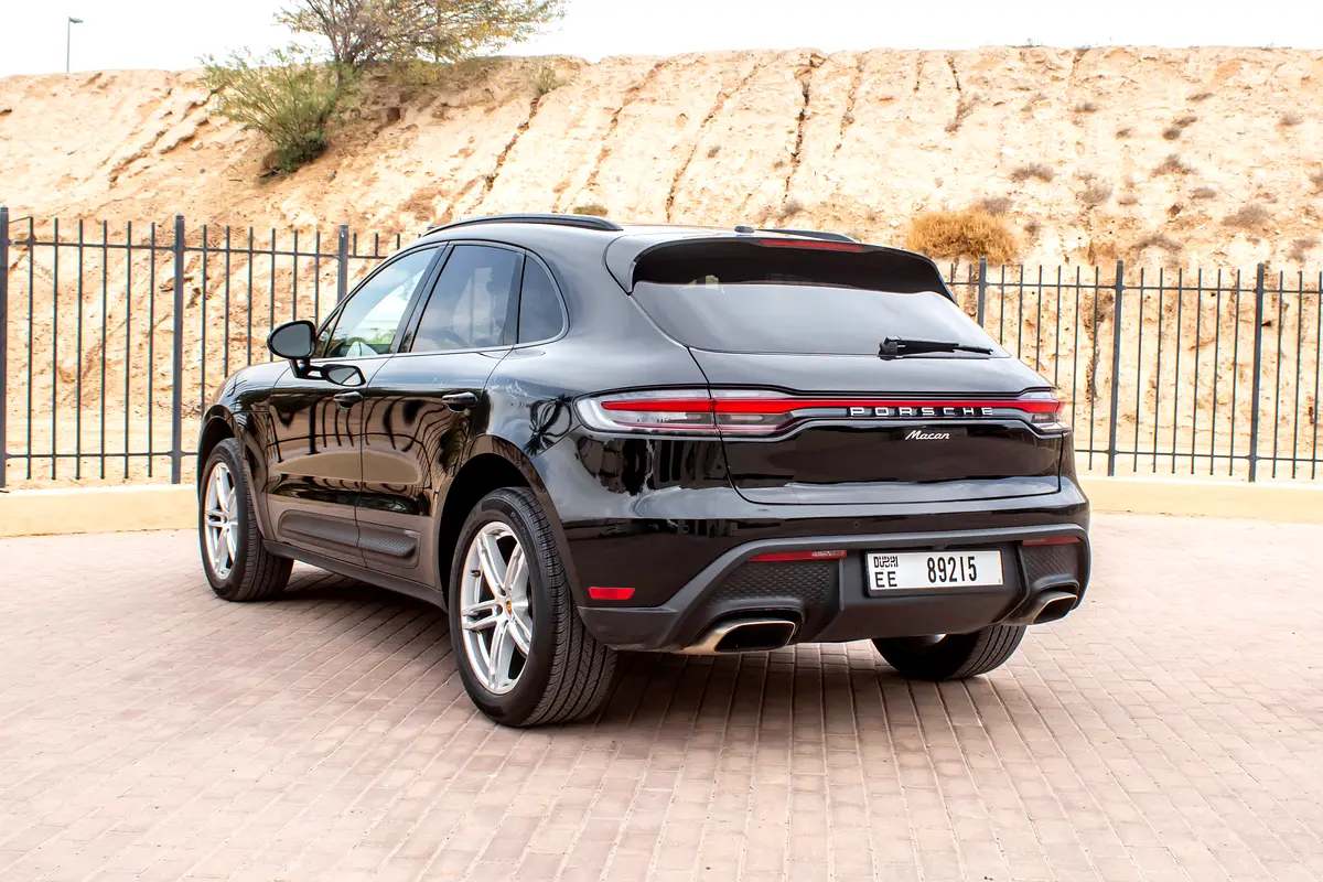 بورش ماكان 2023