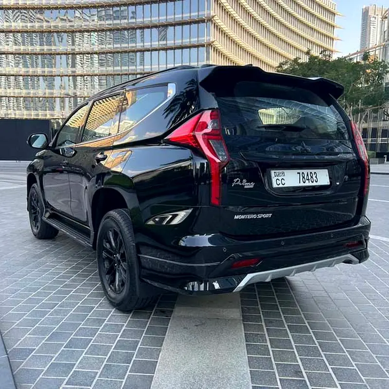 MITSUBISHI MONTERO 2023