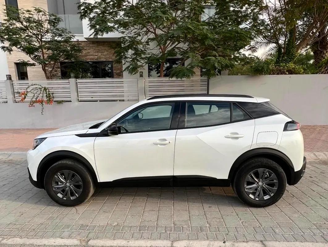 PEUGEOT 2008 2023