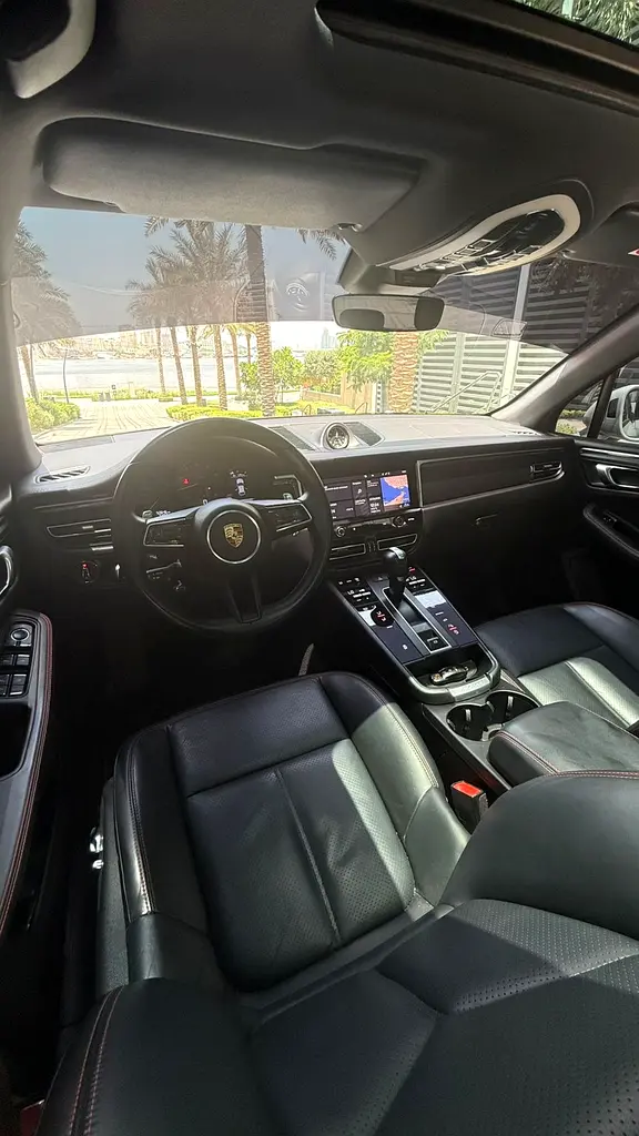 PORSCHE MACAN 2023